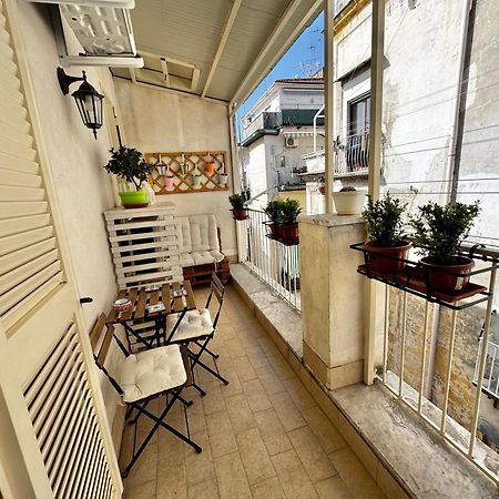 La Casa Di Sarah Aspetta Voi Leilighet Napoli Eksteriør bilde